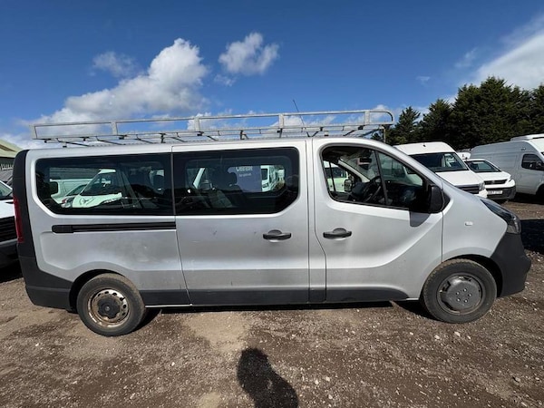 Used Vauxhall Vivaro 2016 for sale - 76261865: Photo 6