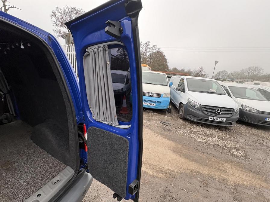 Used Volkswagen Caddy 2005 for sale - 77911735: Photo 12