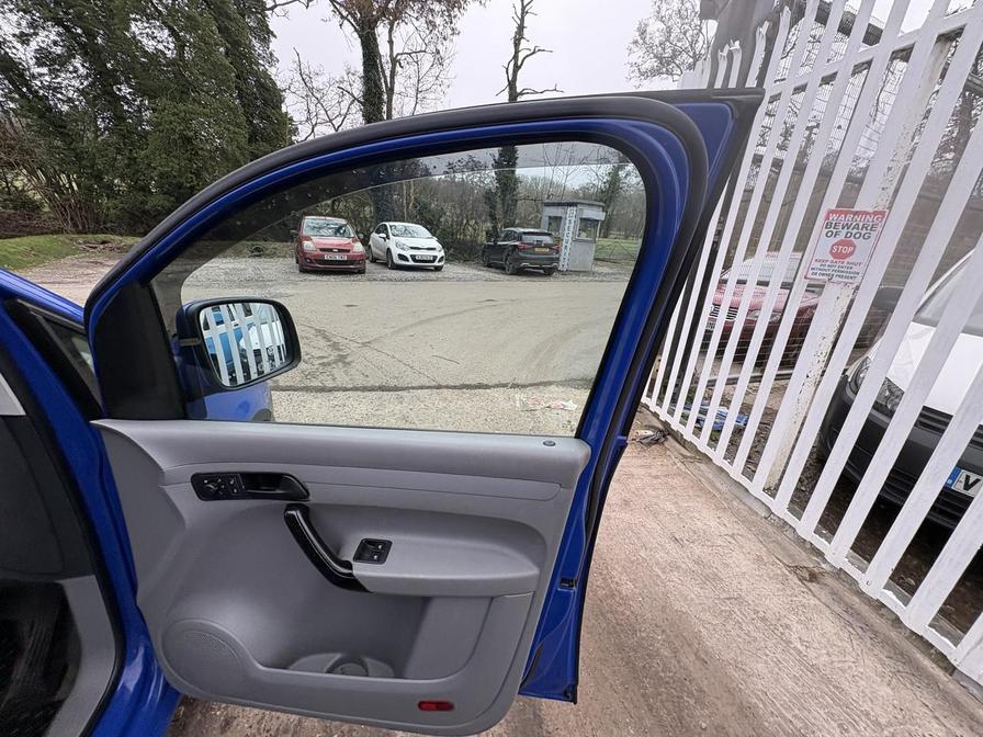 Used Volkswagen Caddy 2005 for sale - 77911735: Photo 21