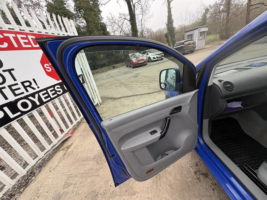 Used Volkswagen Caddy 2005 for sale - 77911735: Photo 8