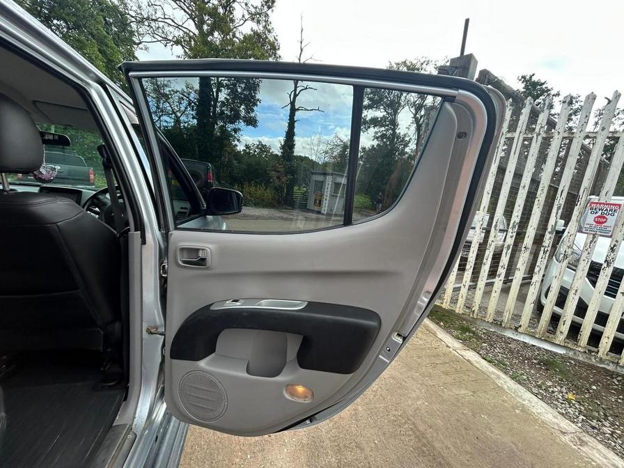 Used Mitsubishi L200 2012 for sale - 76003827: Photo 5