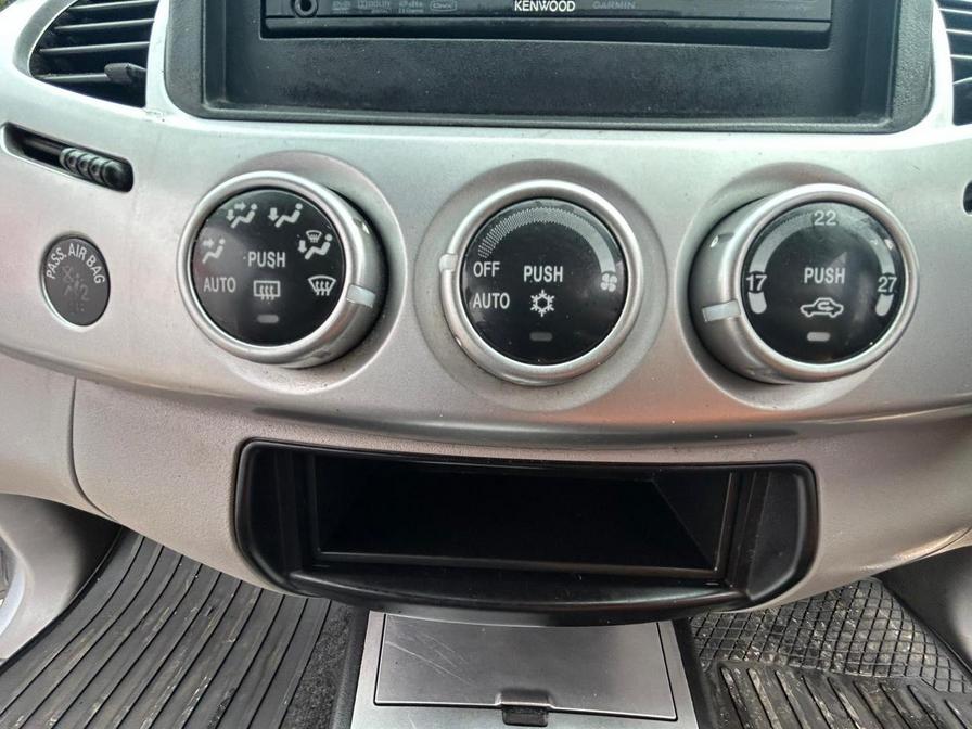 Used Mitsubishi L200 2012 for sale - 76003827: Photo 6