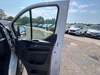 Used Ford Transit Custom 2019 for sale - 78730130: Photo