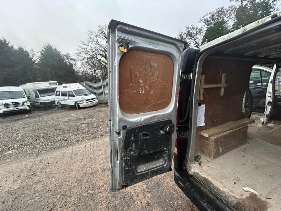 Used Vauxhall Vivaro 2016 for sale - 77308065: Photo 22