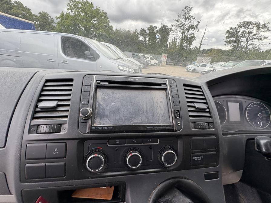 Used Volkswagen Transporter 2012 for sale - 76155449: Photo 3