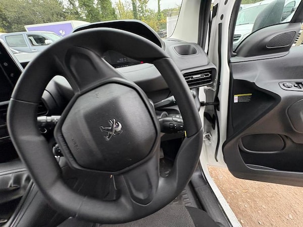 Used Peugeot Partner 2021 for sale - 76261863: Photo 14