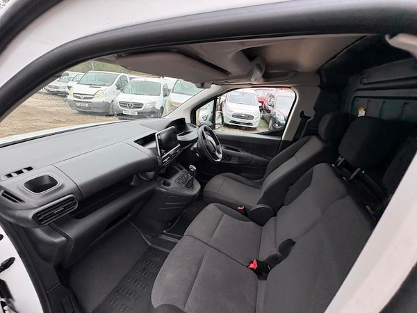 Used Peugeot Partner 2021 for sale - 76261863: Photo 16