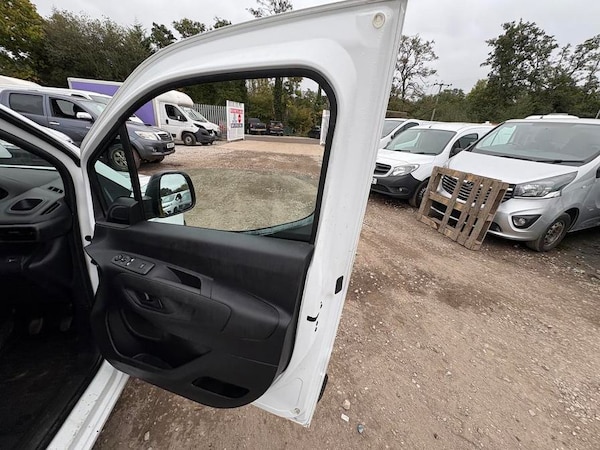Used Peugeot Partner 2021 for sale - 76261863: Photo 19