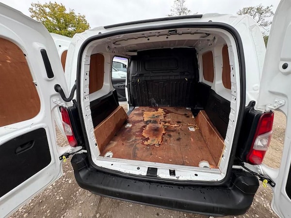 Used Peugeot Partner 2021 for sale - 76261863: Photo 6