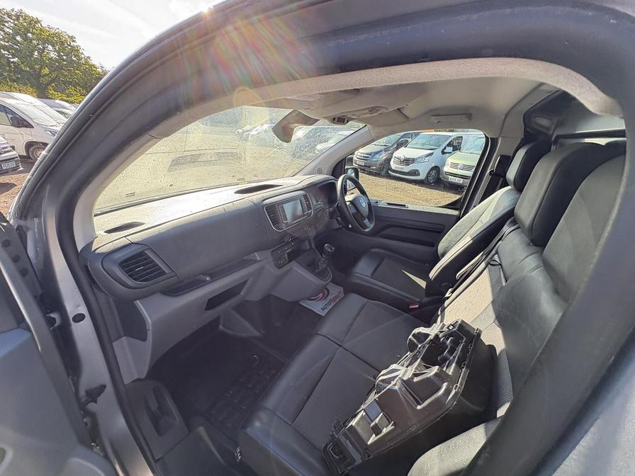 Used Vauxhall Vivaro 2021 for sale - 76242137: Photo 12