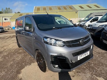 Vauxhall - Vivaro