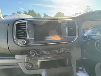 Used Vauxhall Vivaro 2021 for sale - 76242137: Photo