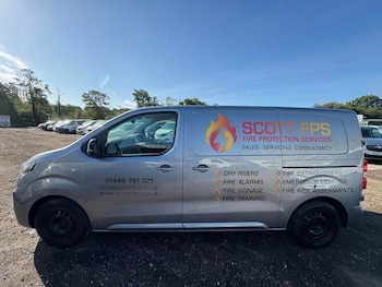Used Vauxhall Vivaro 2021 for sale - 76242137: Photo