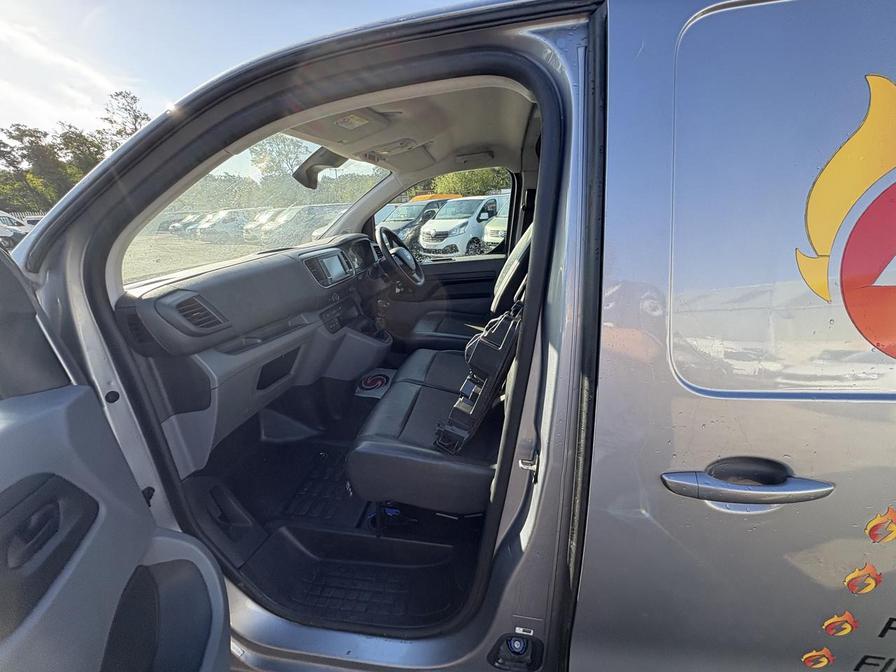 Used Vauxhall Vivaro 2021 for sale - 76242137: Photo 5