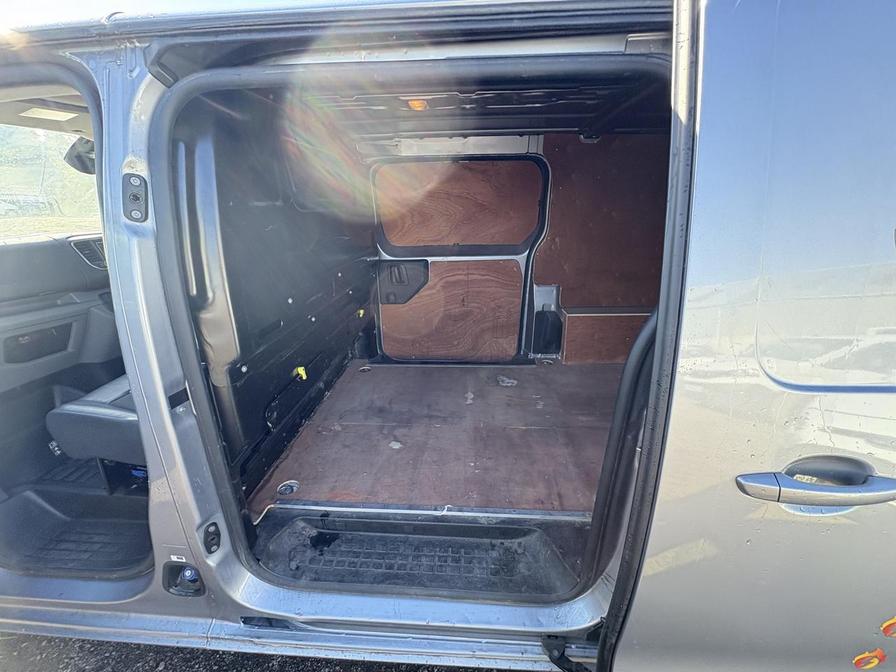 Used Vauxhall Vivaro 2021 for sale - 76242137: Photo 8