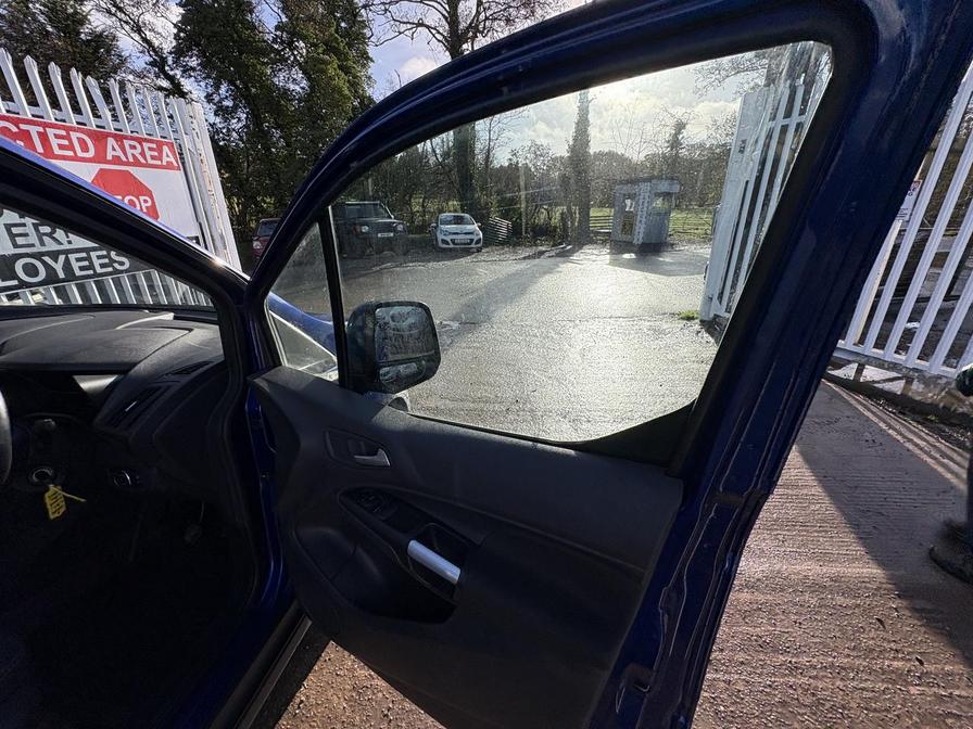 Used Ford Transit Connect 2016 for sale - 76575632: Photo 15