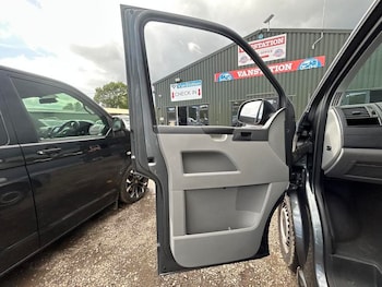 Used Volkswagen Transporter 2012 for sale - 75951011: Photo