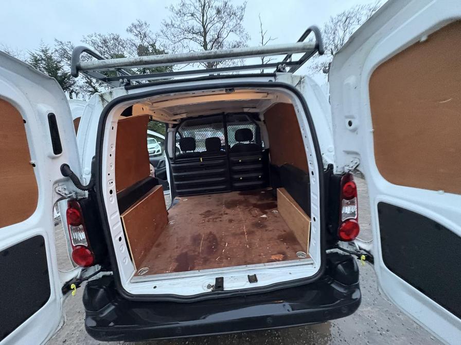 Used Peugeot Partner 2017 for sale - 77316266: Photo 11