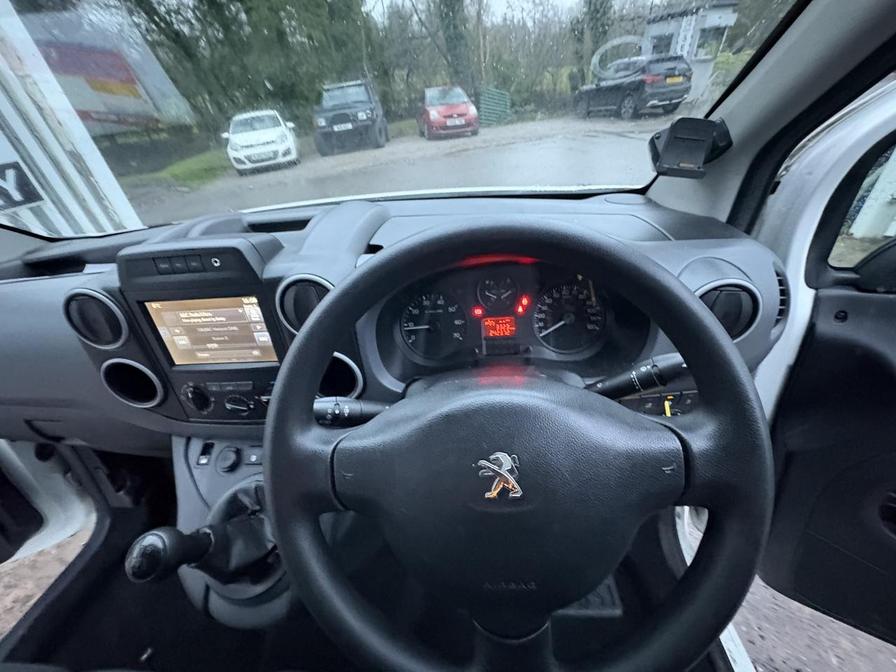 Used Peugeot Partner 2017 for sale - 77316266: Photo 22