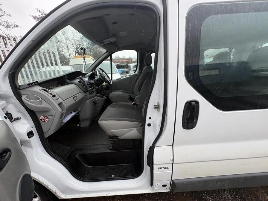 Used Vauxhall Vivaro 2011 for sale - 77540380: Photo 11