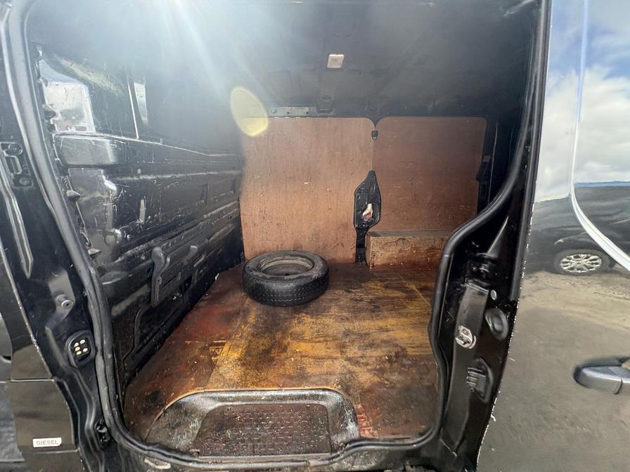 Used Vauxhall Vivaro 2018 for sale - 77856151: Photo 12