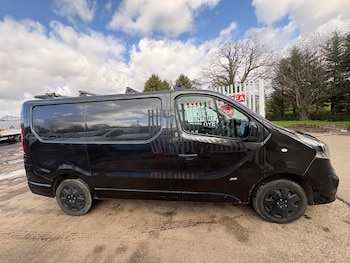 Used Vauxhall Vivaro 2018 for sale - 77856151: Photo