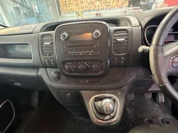 Used Vauxhall Vivaro 2016 for sale - 74702503: Photo