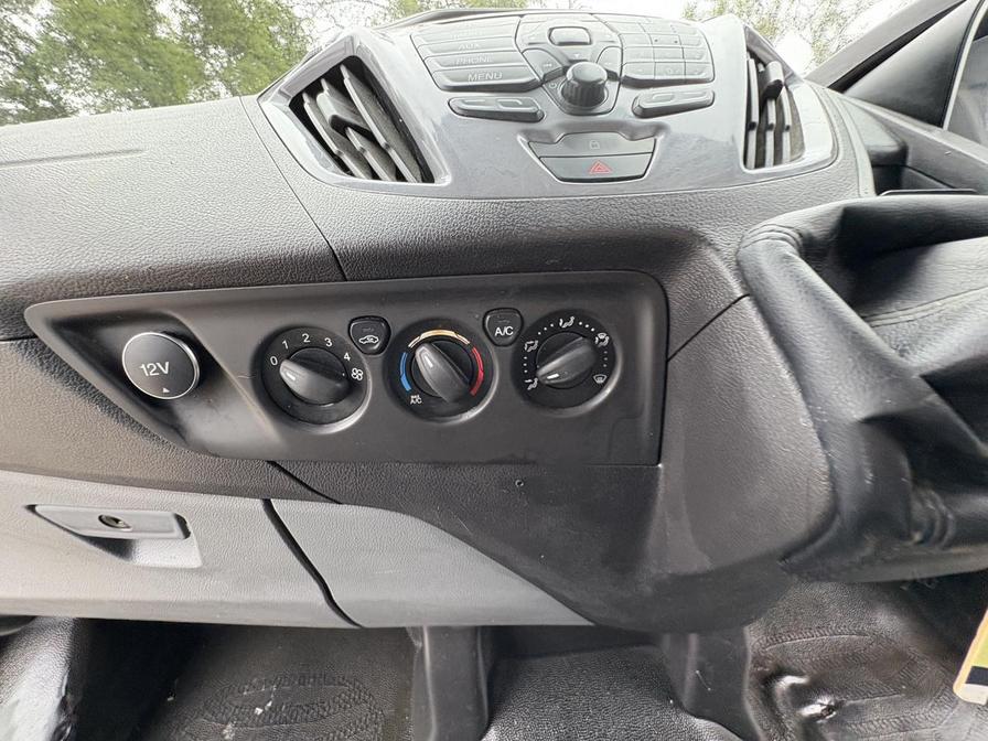 Used Ford Transit Custom 2015 for sale - 76096245: Photo 22