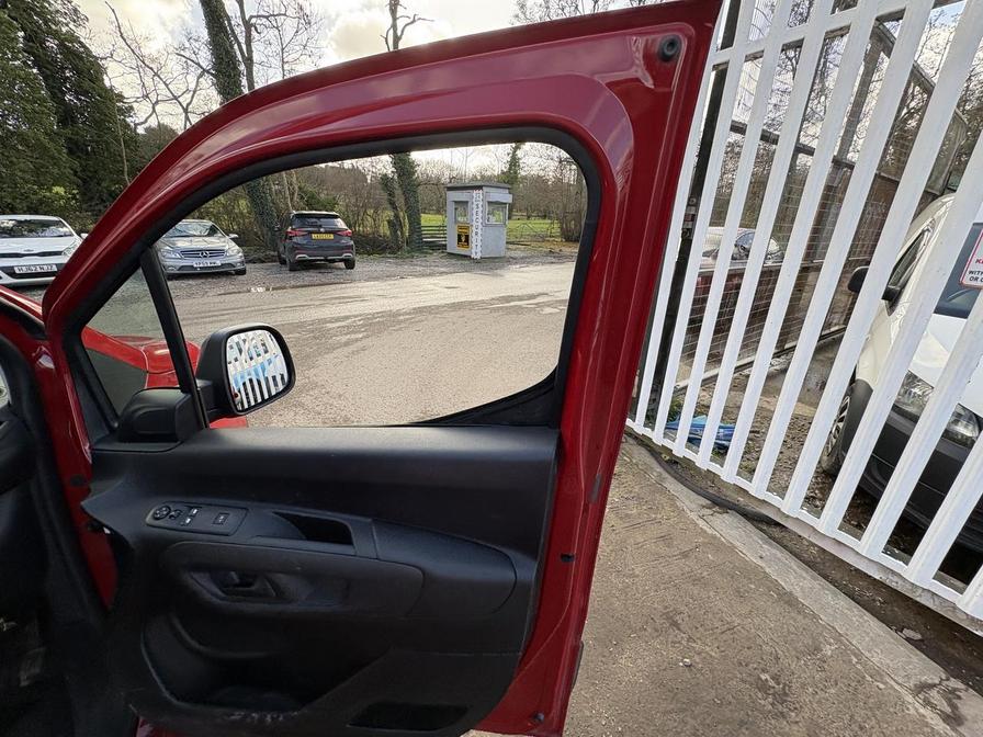 Used Citroen Berlingo 2019 for sale - 77856129: Photo 16