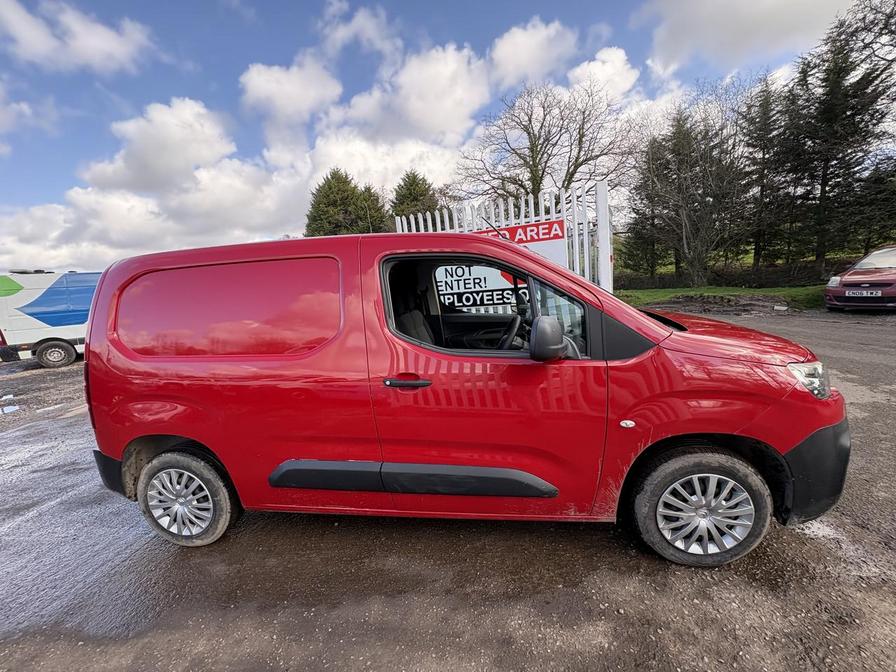 Used Citroen Berlingo 2019 for sale - 77856129: Photo 2