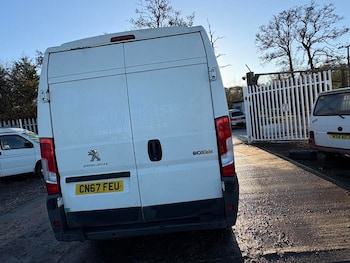 Used Peugeot Boxer 2017 for sale - 76704714: Photo