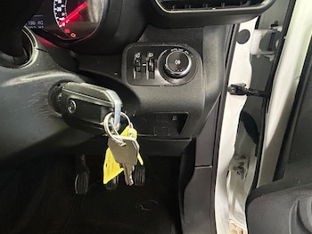 Vauxhall - Combo