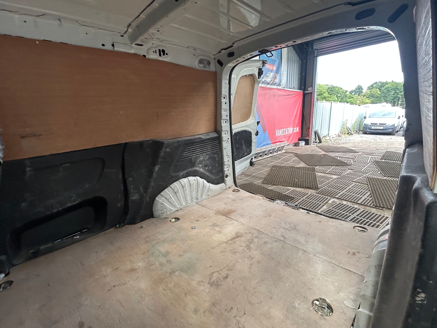Vehicle 21