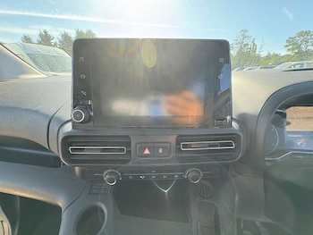 Used Vauxhall Combo Life 2020 for sale - 76242135: Photo