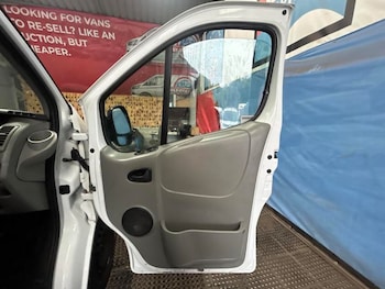 Used Vauxhall Vivaro 2012 for sale - 75784430: Photo