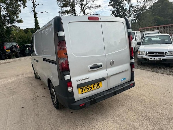Used Vauxhall Vivaro 2015 for sale - 76155448: Photo 18