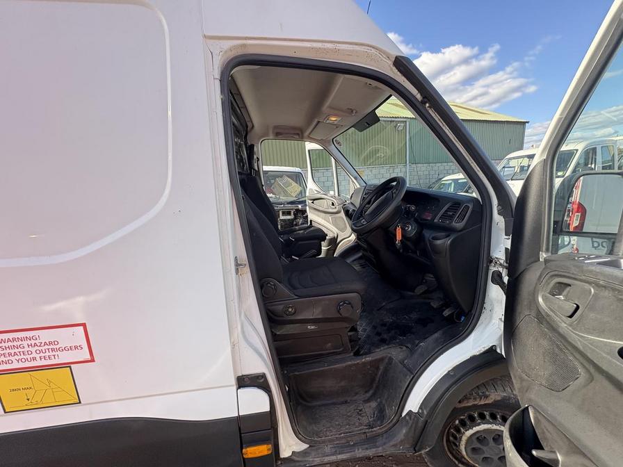 Used Iveco Daily 2015 for sale - 76087211: Photo 19
