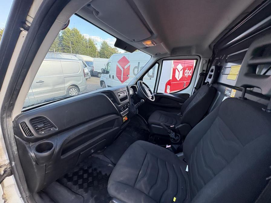 Used Iveco Daily 2015 for sale - 76087211: Photo 8
