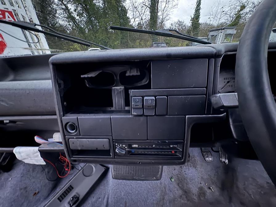 Used Volkswagen Transporter 1993 for sale - 77102759: Photo 13