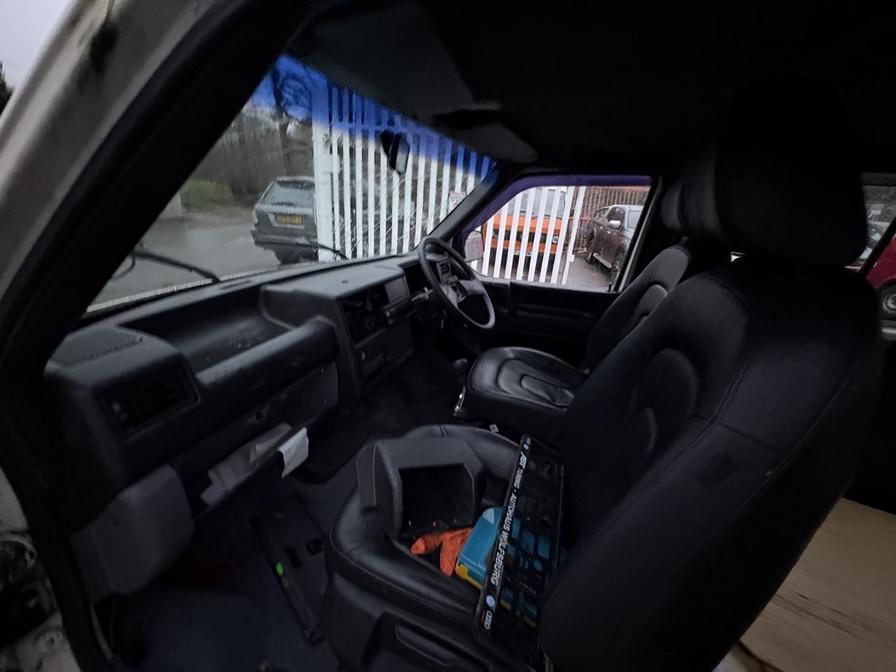 Used Volkswagen Transporter 1993 for sale - 77102759: Photo 16