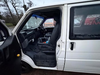 Used Volkswagen Transporter 1993 for sale - 77102759: Photo