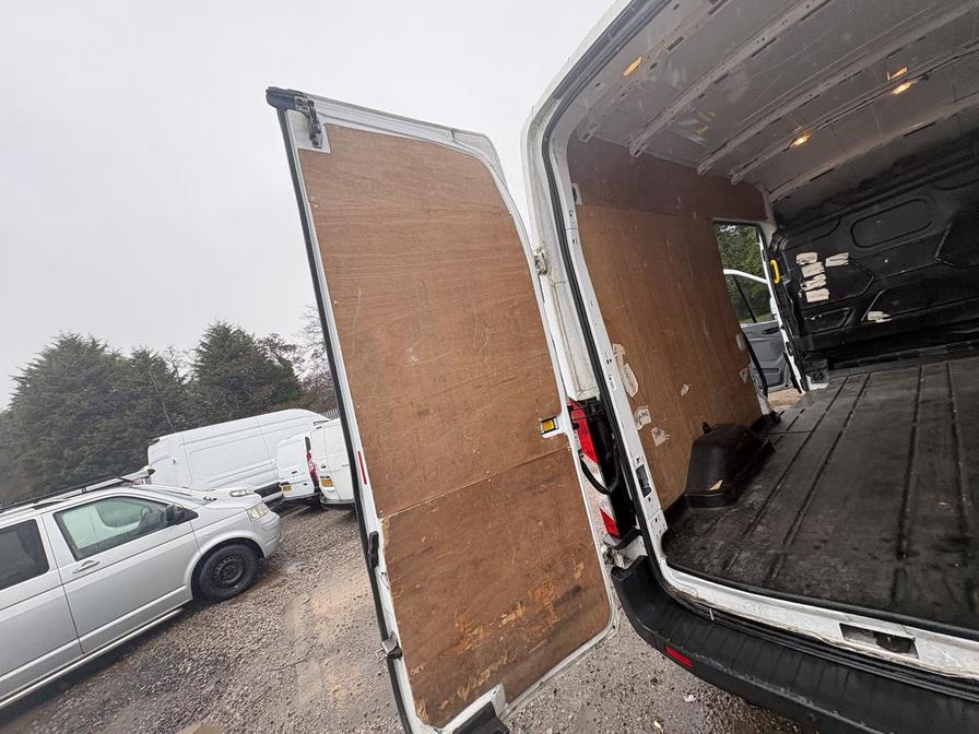 Used Ford Transit 2017 for sale - 77710992: Photo 11