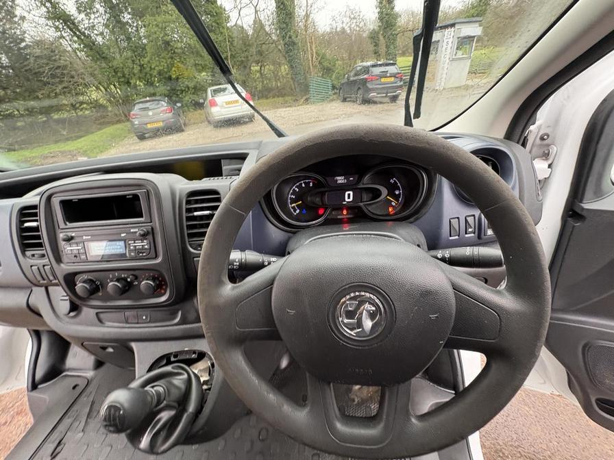 Used Vauxhall Vivaro 2015 for sale - 77428599: Photo 18