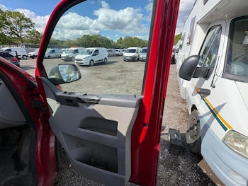 Used Volkswagen Transporter 2012 for sale - 78624695: Photo