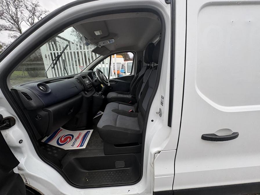 Used Vauxhall Vivaro 2018 for sale - 77397673: Photo 10