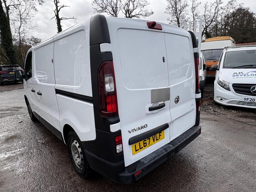 Used Vauxhall Vivaro 2017 for sale - 77932961: Photo 10