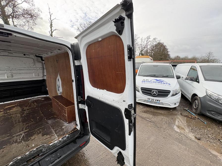 Used Vauxhall Vivaro 2017 for sale - 77932961: Photo 20