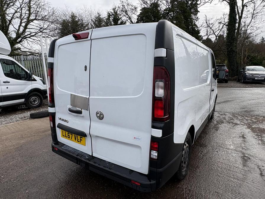 Used Vauxhall Vivaro 2017 for sale - 77932961: Photo 6