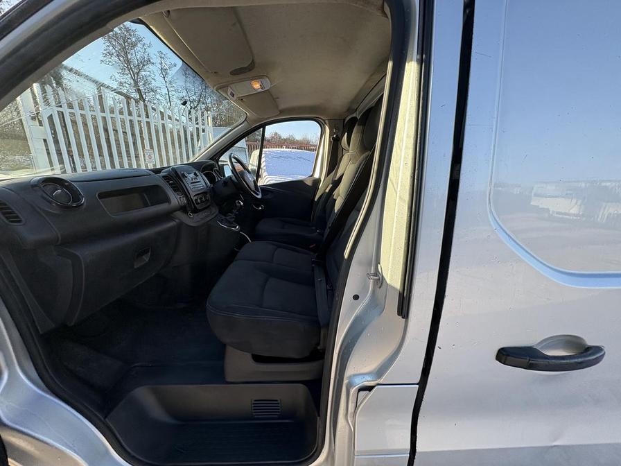 Used Vauxhall Vivaro 2018 for sale - 77099353: Photo 8