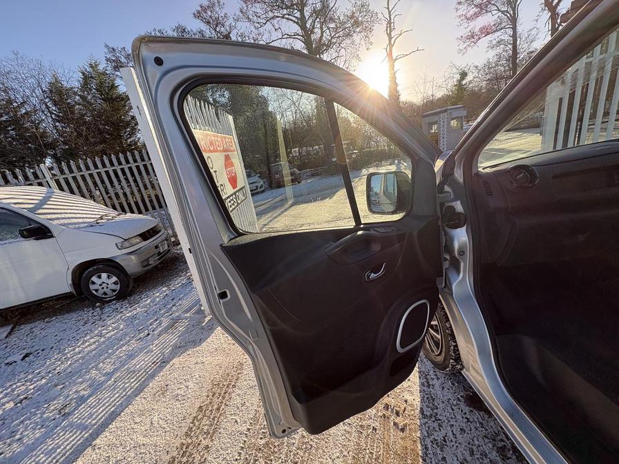 Used Vauxhall Vivaro 2018 for sale - 77099353: Photo 9